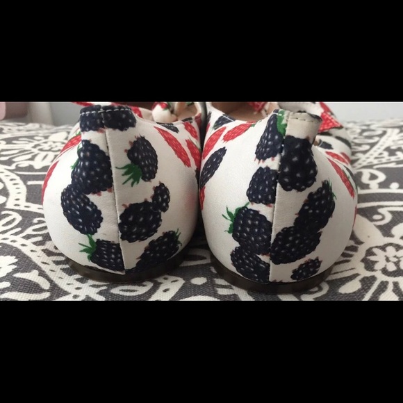 Jcrew Tie Front berry Flats - Picture 7 of 11